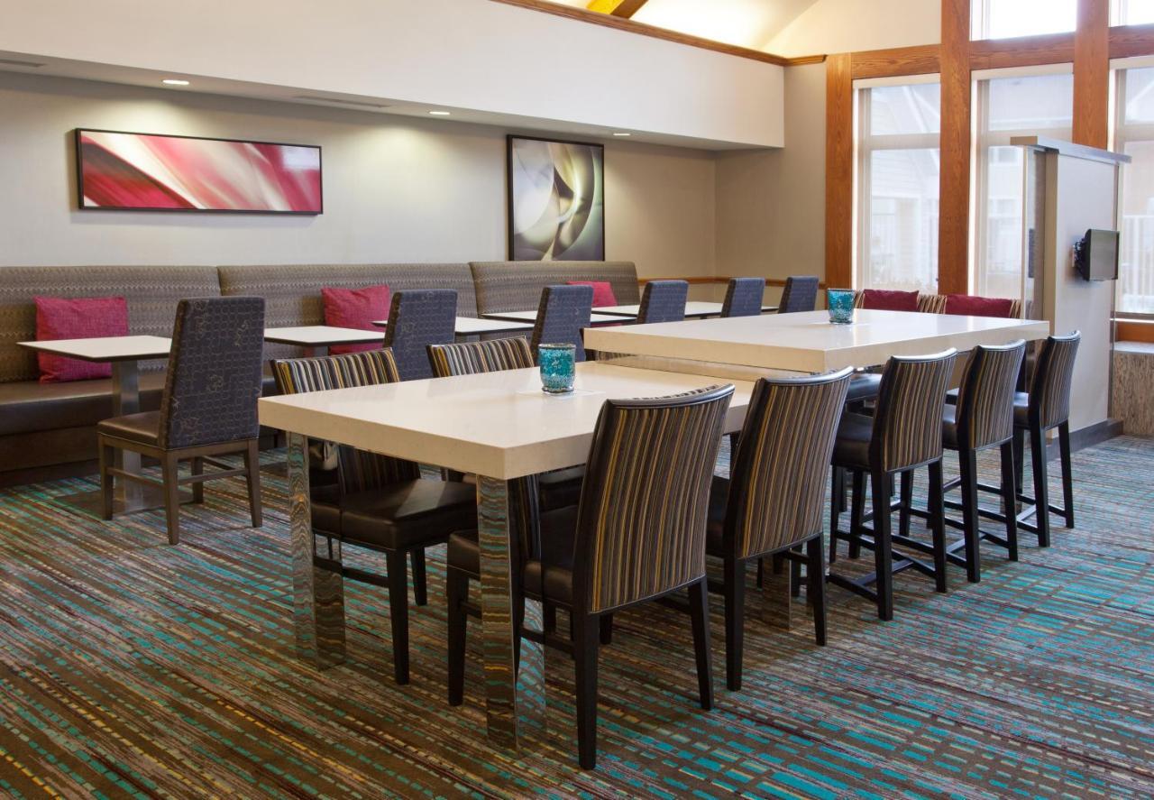 Residence Inn By Marriott Pittsburgh Airport Робінсон-Тауншип Екстер'єр фото